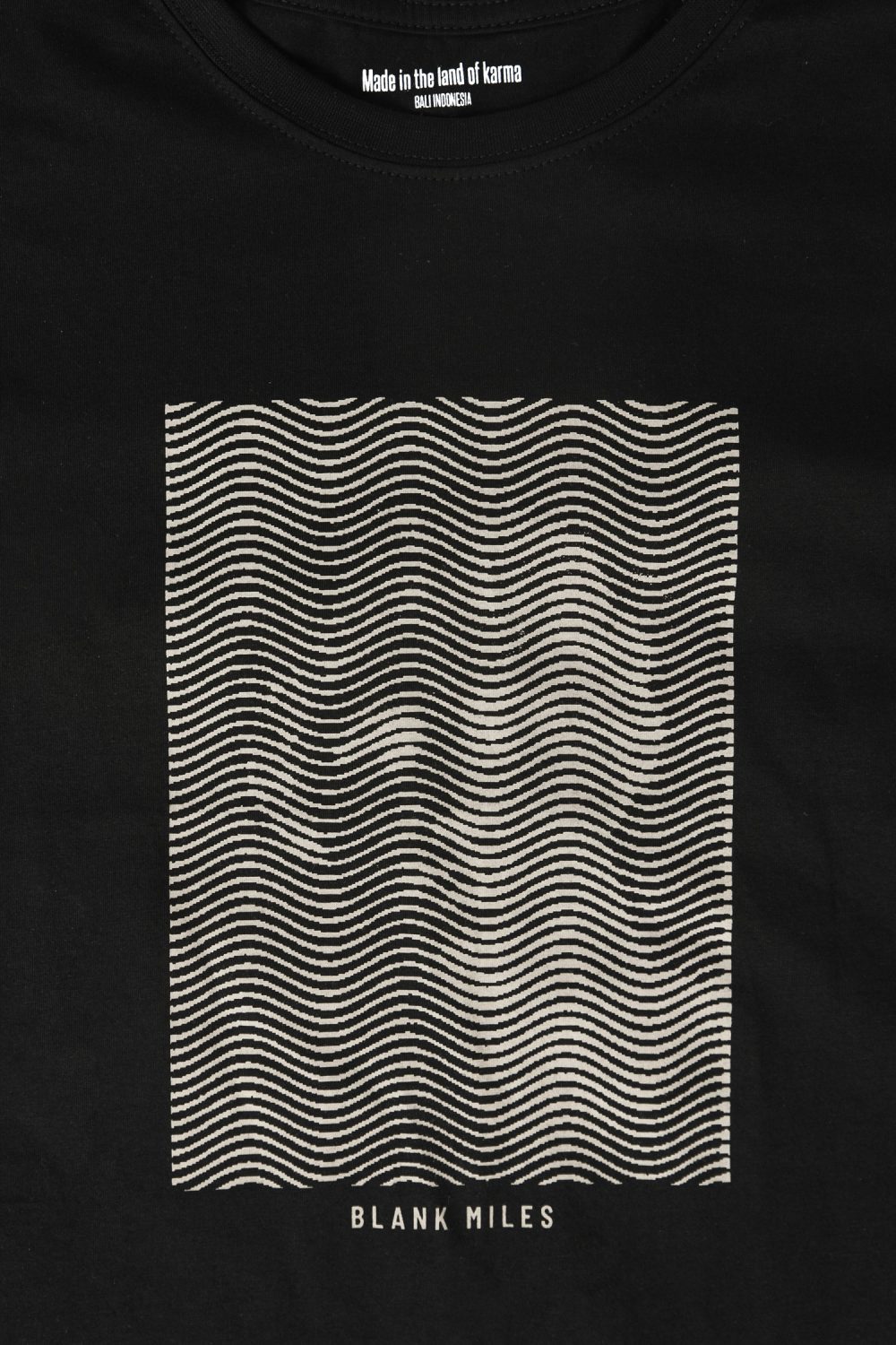 venus black t-shirt details graphic